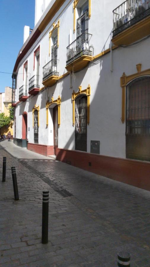 A Pousada Residencia Viriato Sevilha Exterior foto